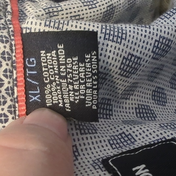 Michael Brandon short sleeve, button down Men's shirt - Picture 5 of 9